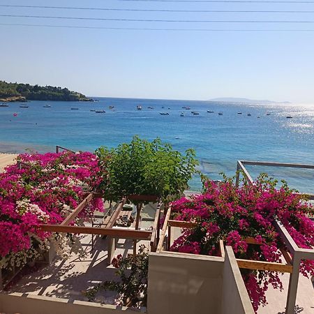 Buganvilla Sea View Apts Agia Pelagia  Buitenkant foto