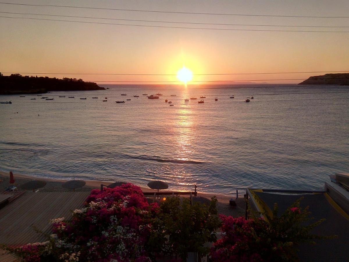 Buganvilla Sea View Apts Agia Pelagia  Buitenkant foto