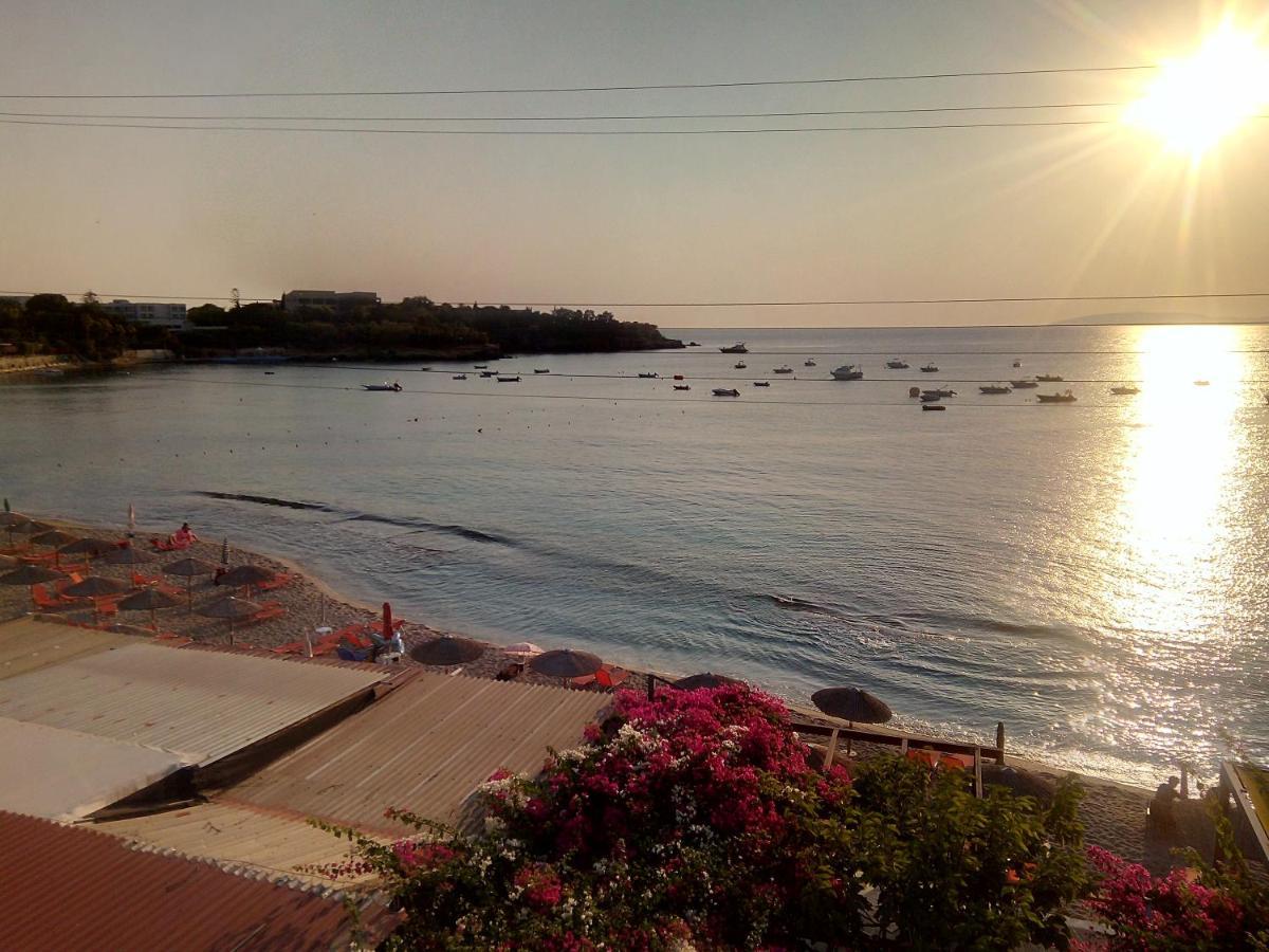Buganvilla Sea View Apts Agia Pelagia  Buitenkant foto