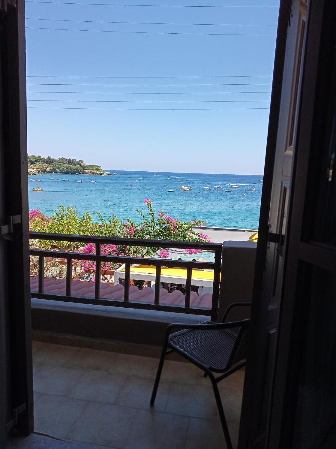 Buganvilla Sea View Apts Agia Pelagia  Buitenkant foto