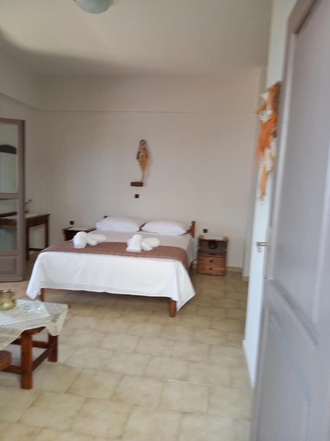 Buganvilla Sea View Apts Agia Pelagia  Buitenkant foto