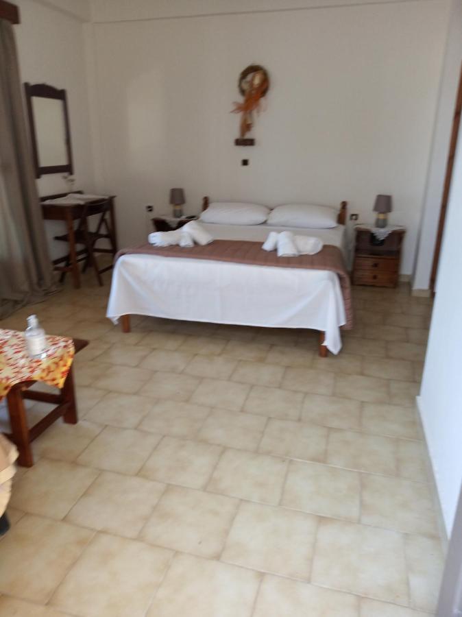 Buganvilla Sea View Apts Agia Pelagia  Buitenkant foto
