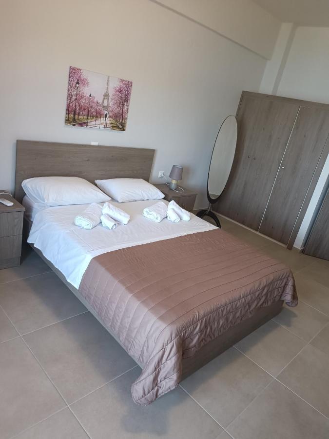 Buganvilla Sea View Apts Agia Pelagia  Buitenkant foto