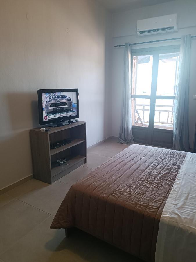 Buganvilla Sea View Apts Agia Pelagia  Buitenkant foto